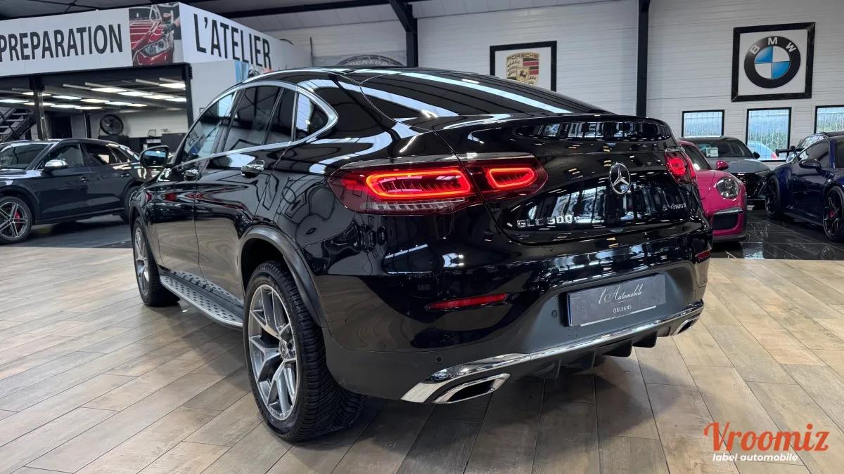 MERCEDES CLASSE GLC COUPÉ 300 E 4MATIC AMG LINE / TO / BURMESTER / CAM 360