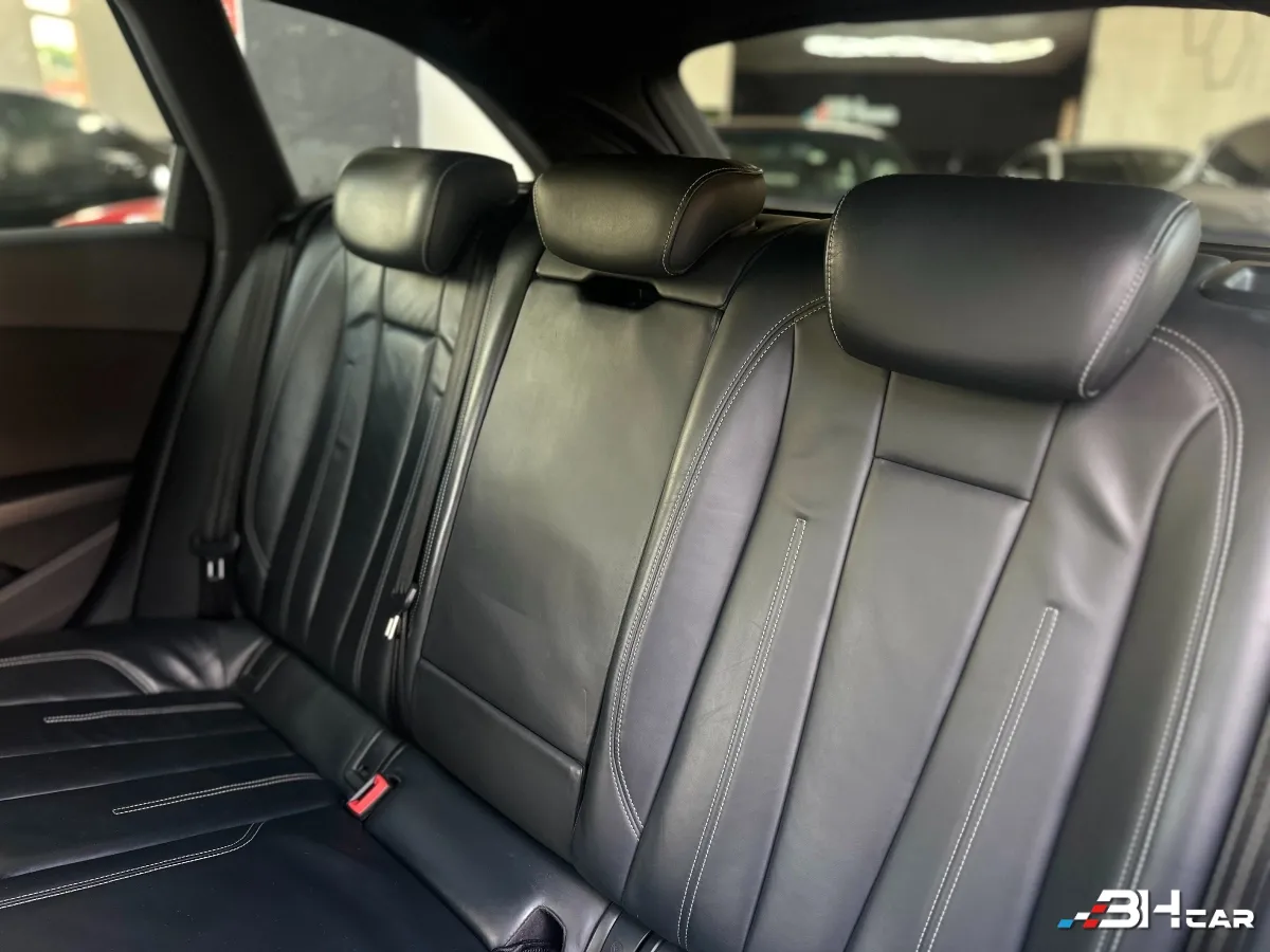 Audi A4 - photo 25