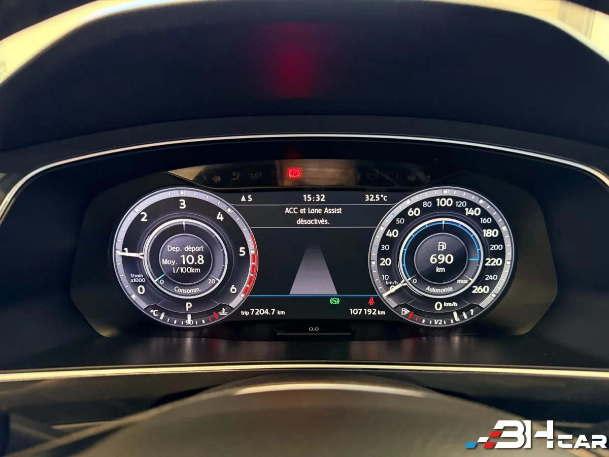 Volkswagen Tiguan - photo 14