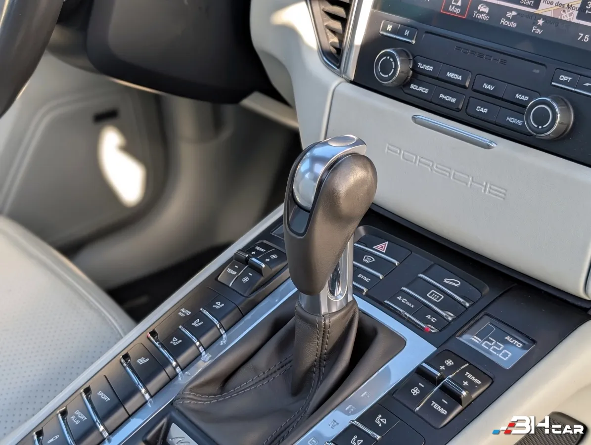 Porsche Macan - photo 29