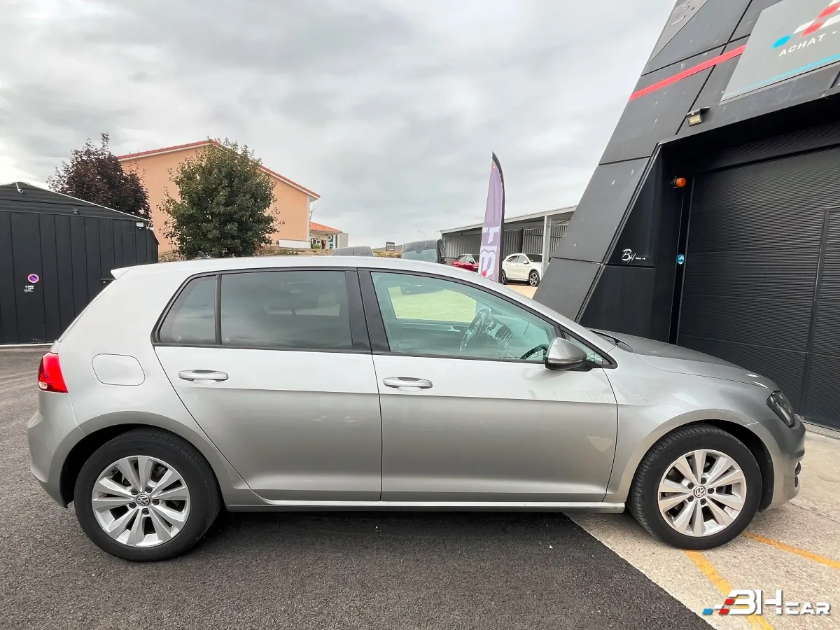 Volkswagen Golf - photo 9
