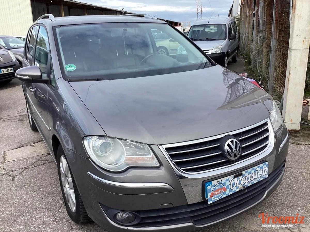 Volkswagen Touran 