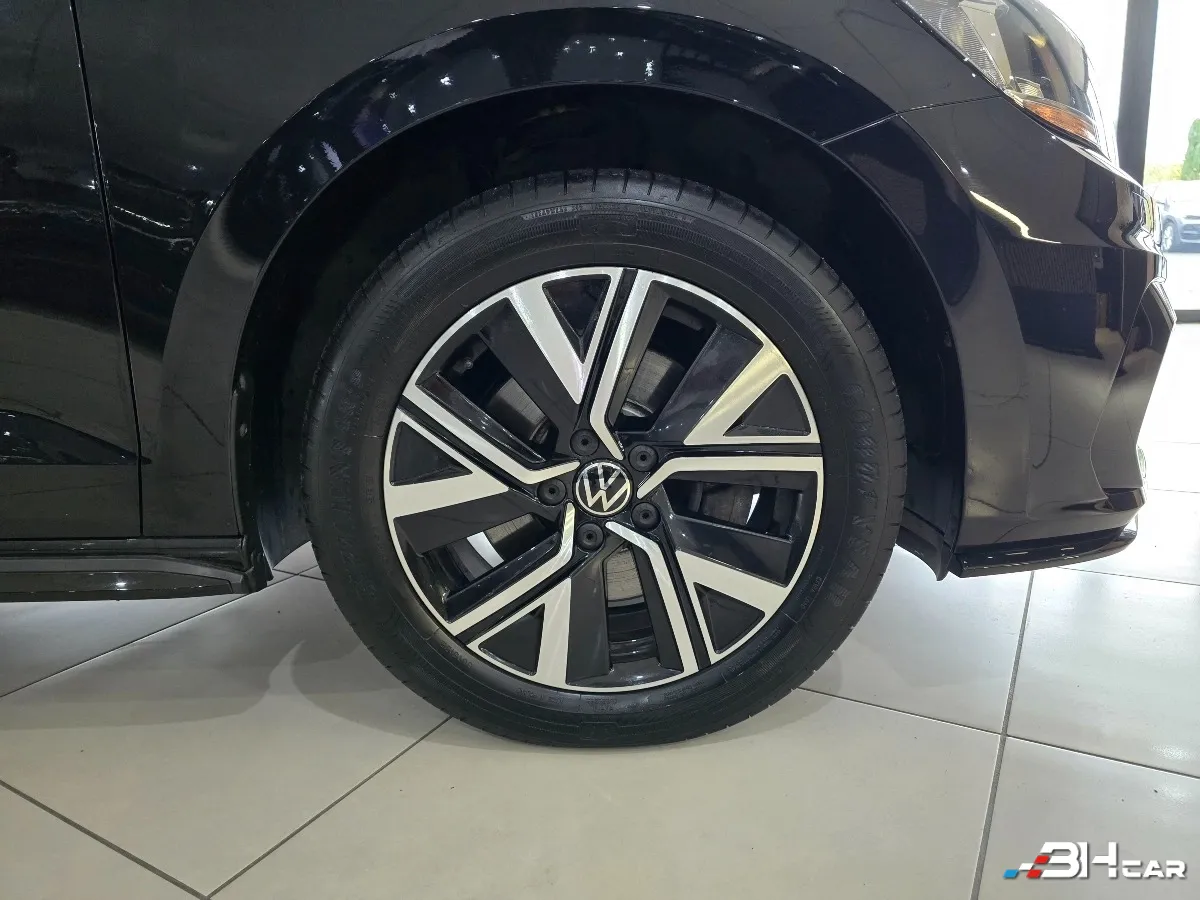 Volkswagen Touran - photo 41