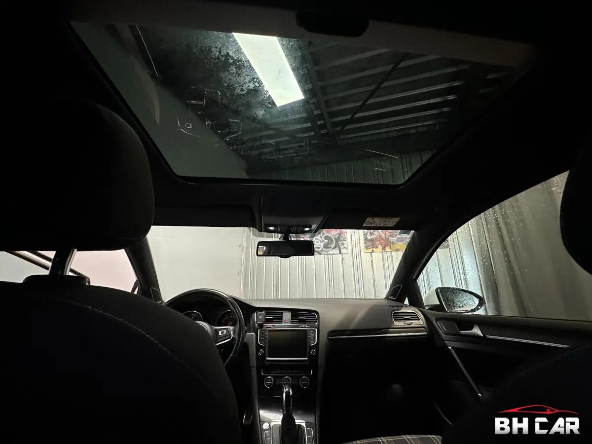 Aperçu indisponible de Volkswagen Golf