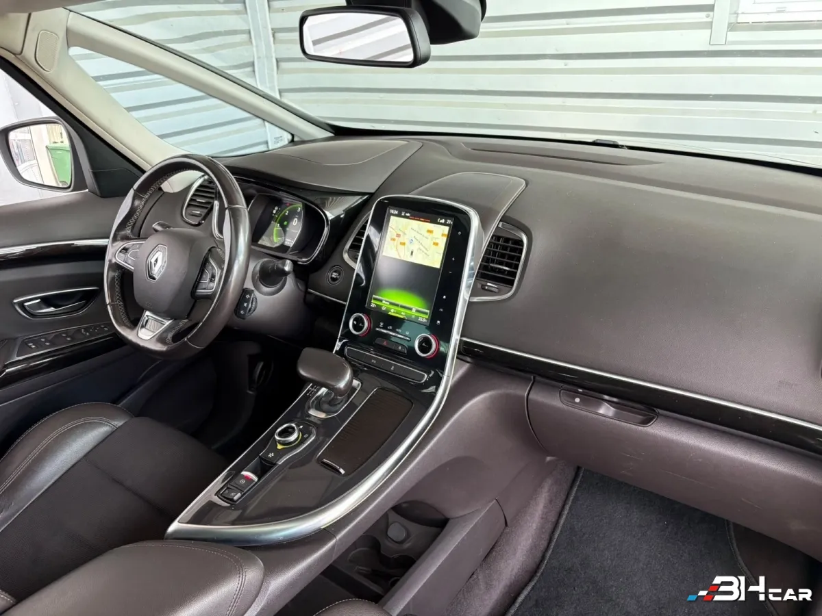 Renault Espace - photo 8