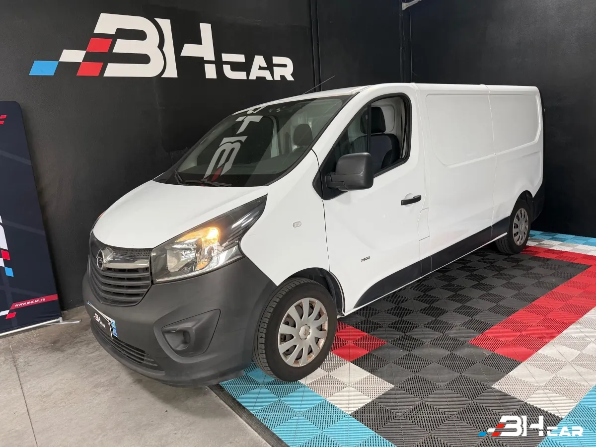 Opel Vivaro Vu - photo 4