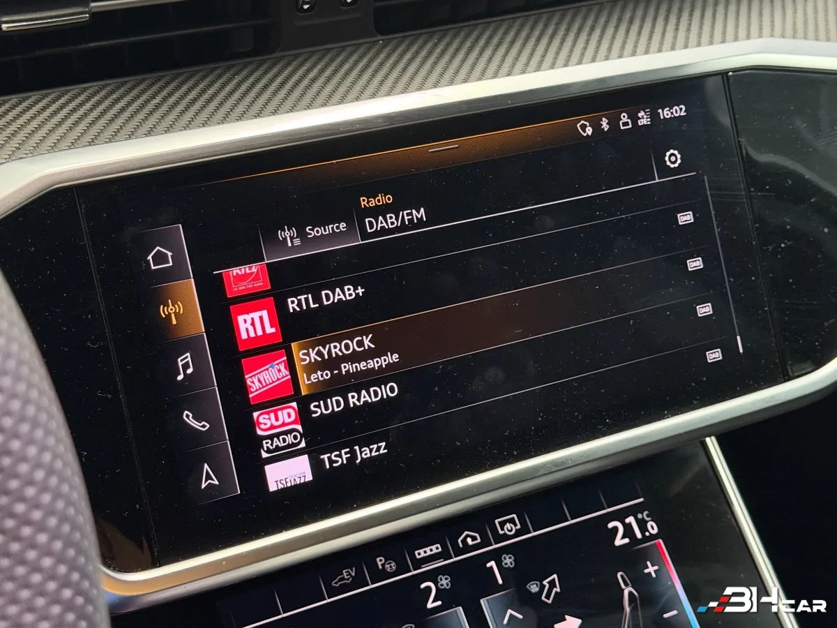 Audi A6 - photo 24