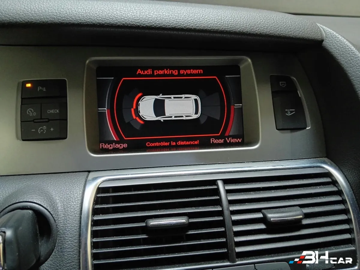 Audi Q7 - photo 19