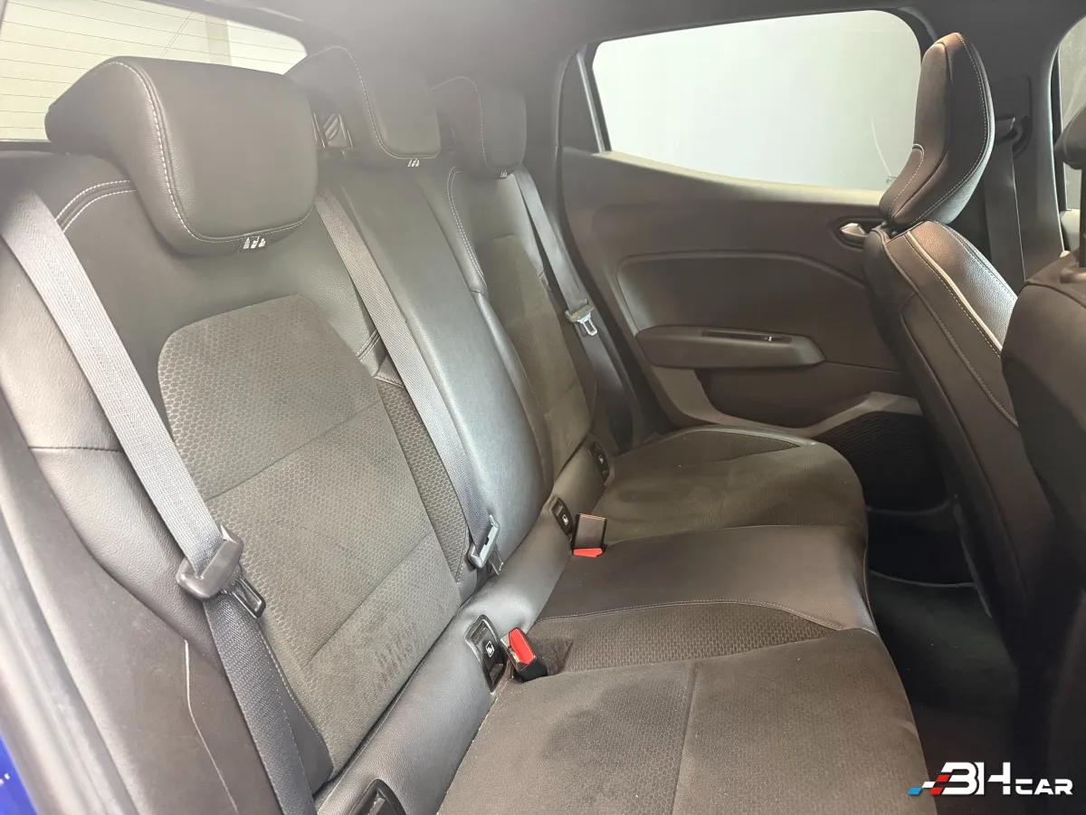 Renault Clio - photo 17