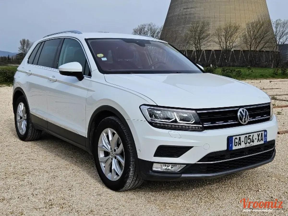 Volkswagen Tiguan 2.0 TDI 150 BLUEMOTION CARAT EDITION DSG BVA