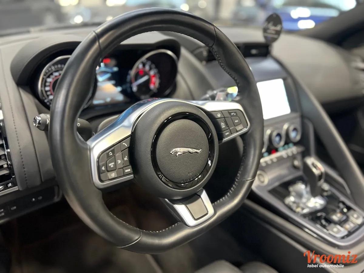 Jaguar F-type 
