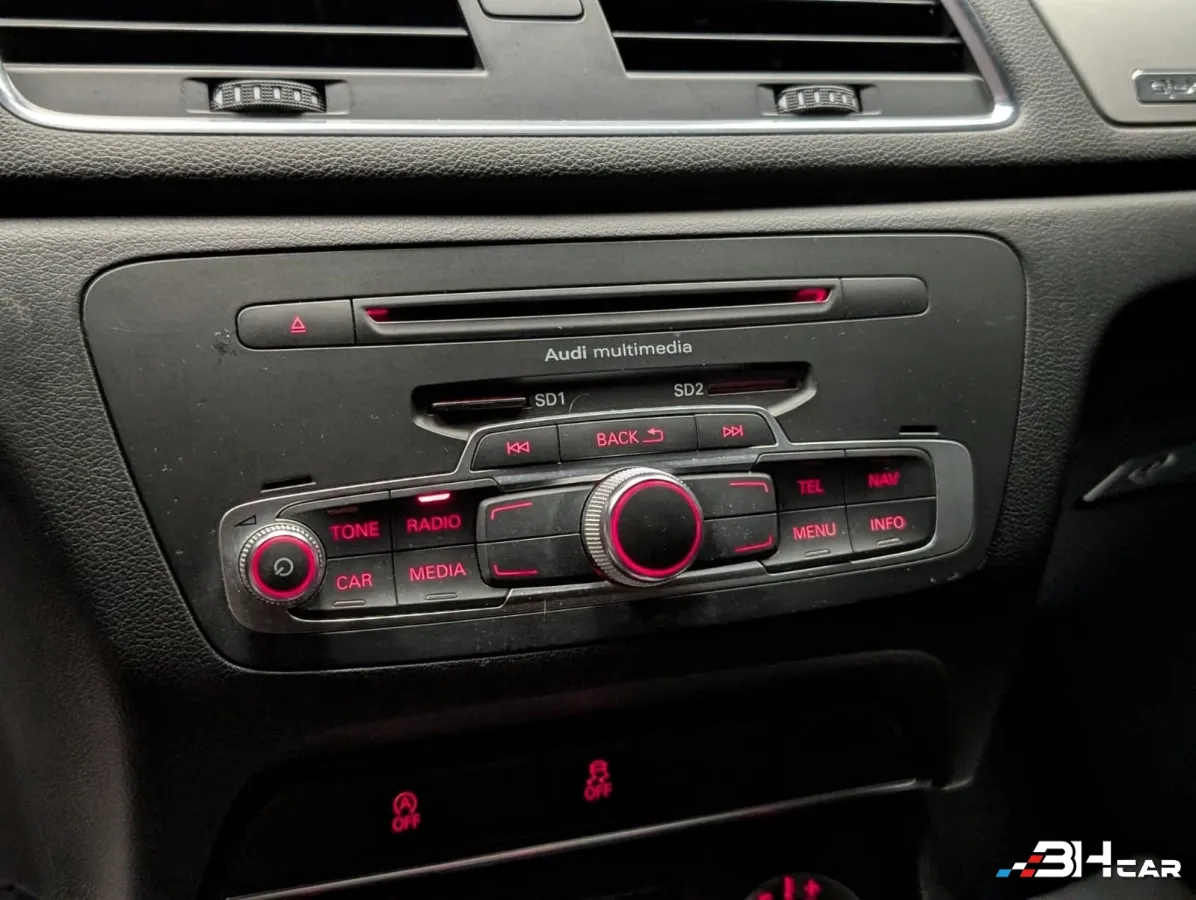 Audi Q3 - photo 16