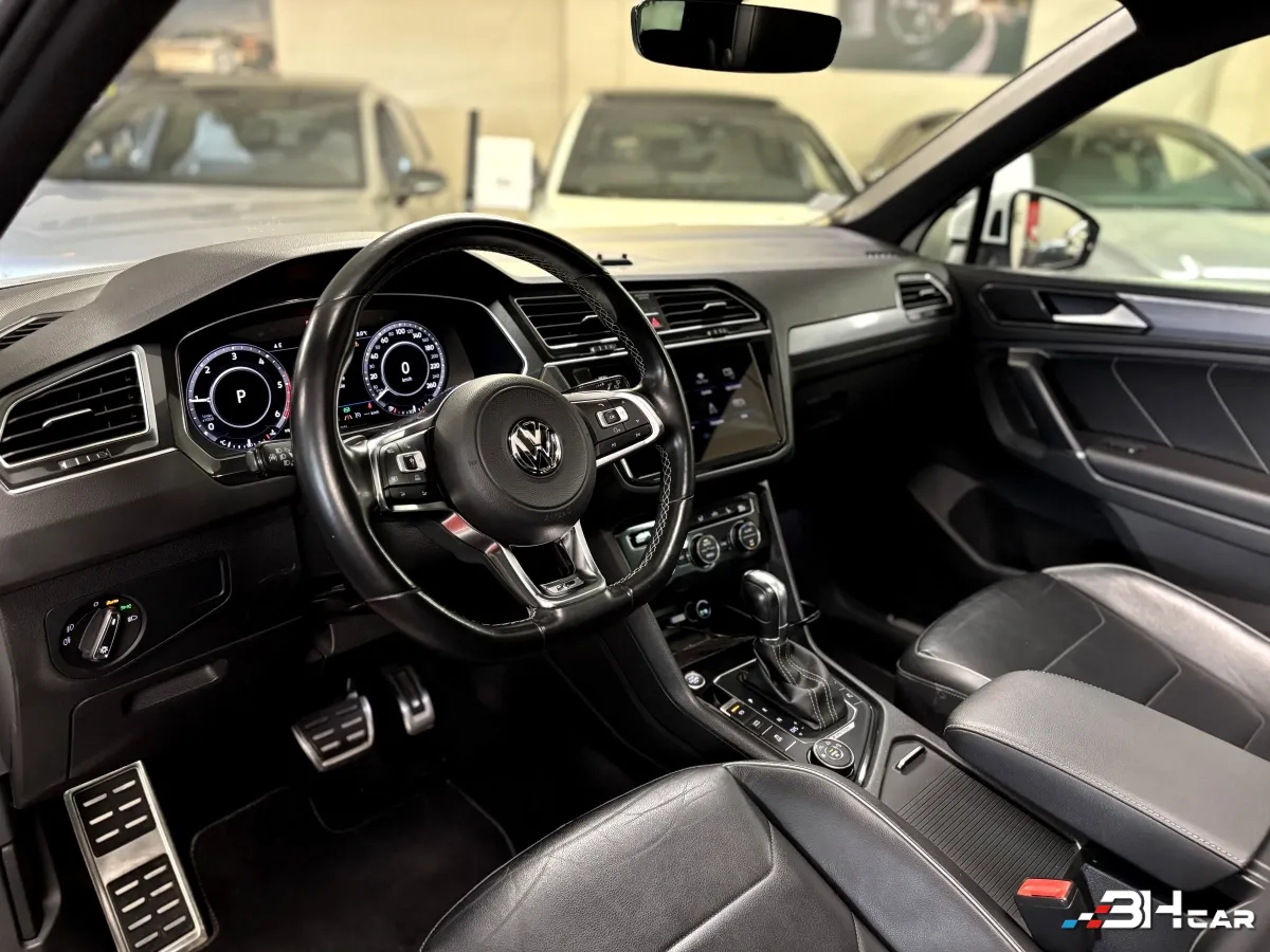 Volkswagen Tiguan - photo 18