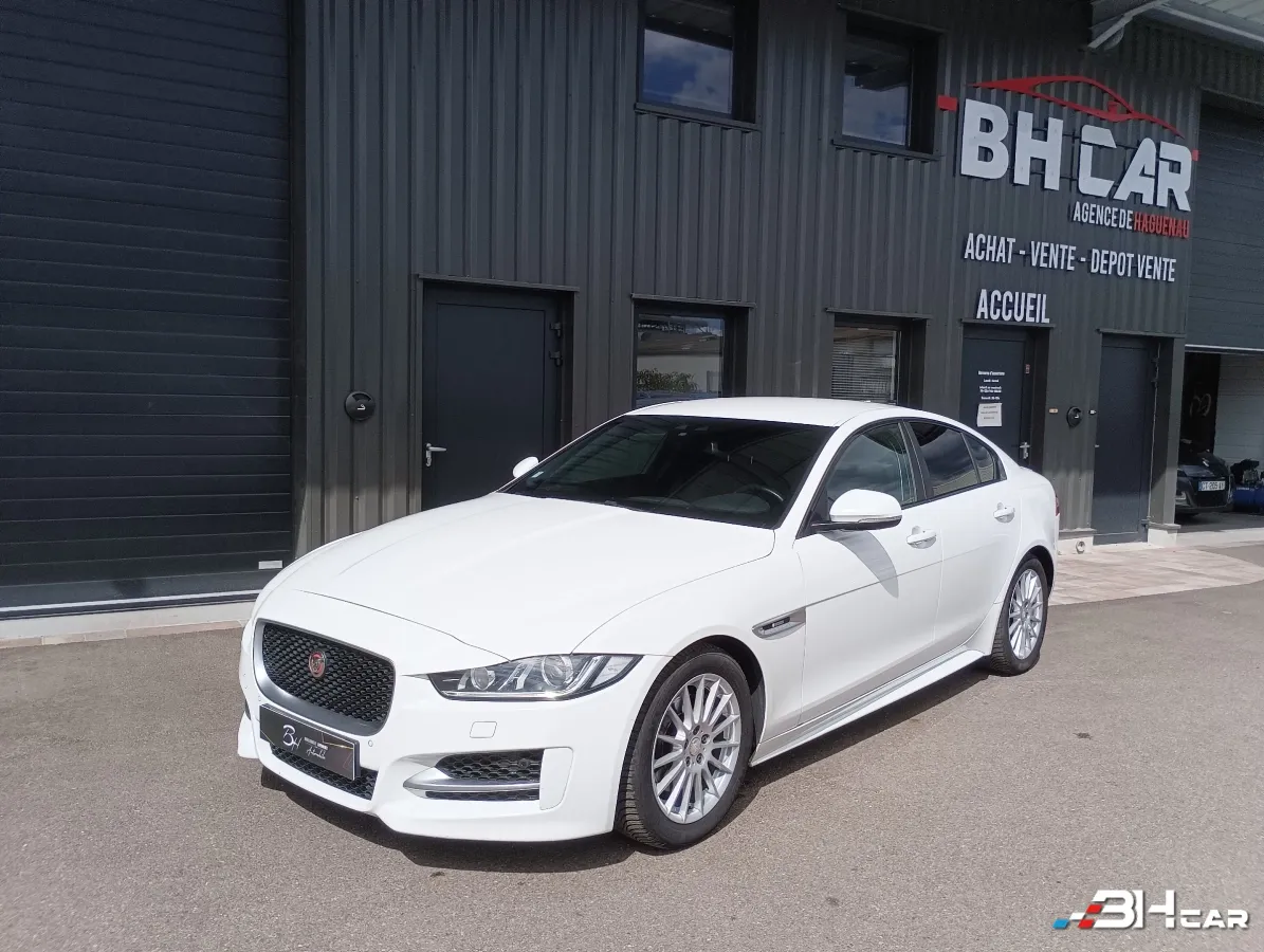 Jaguar Xe