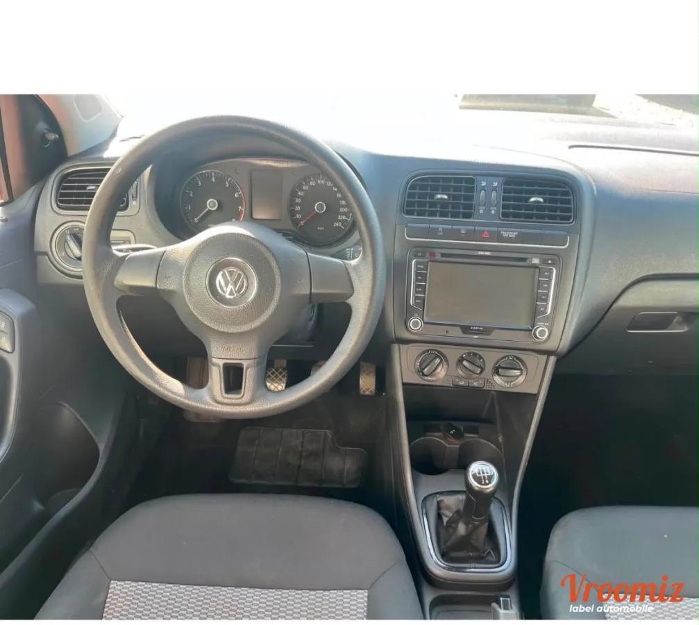 VOLKSWAGEN POLO Trendline