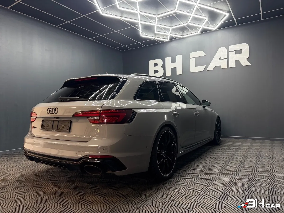 Audi Rs4 - photo 9
