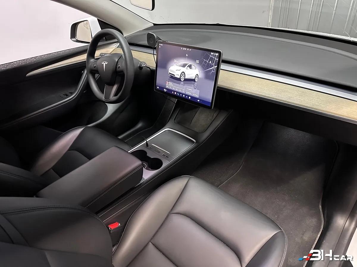 Aperçu indisponible de Tesla Model-y