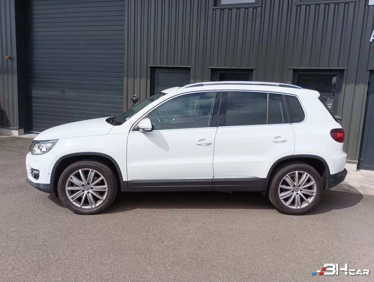 Volkswagen Tiguan - photo 2