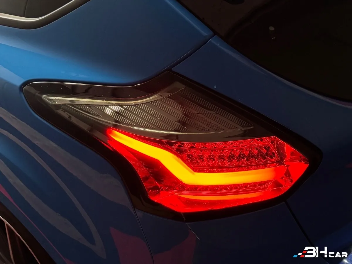 Ford Focus - photo 18