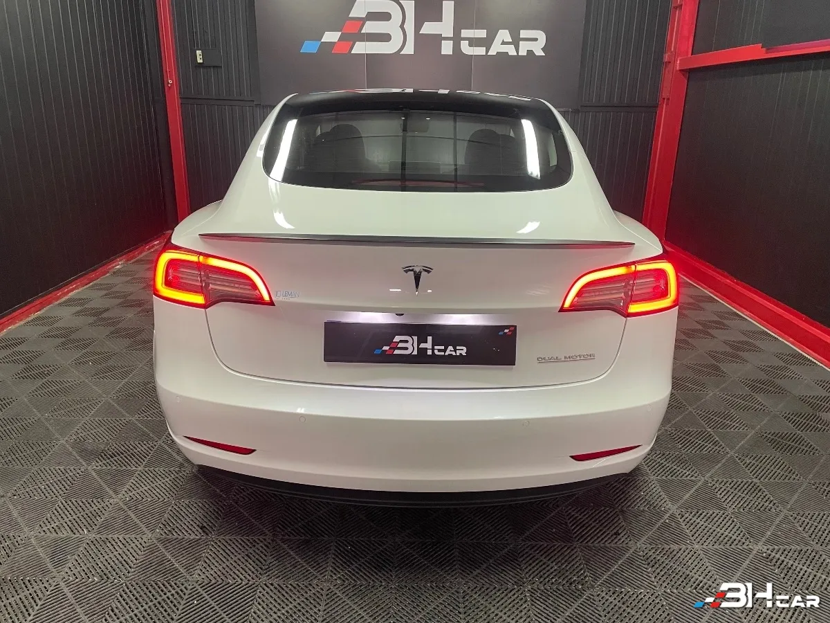 Tesla Model-3 - photo 6