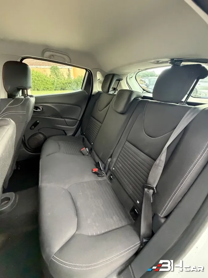Renault Clio - photo 14