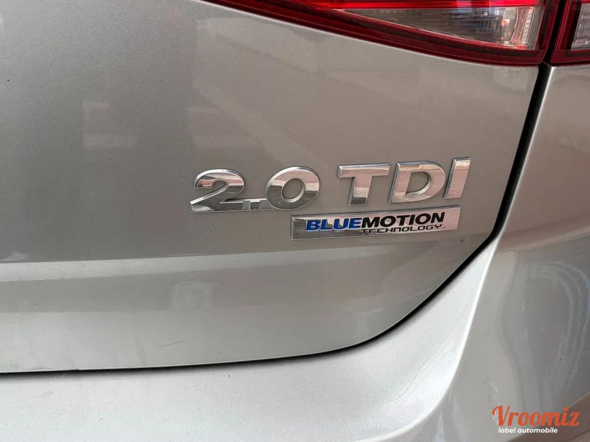 Volkswagen Golf 2.0 TDI 150 BLUEMOTION CARAT DSG BVA