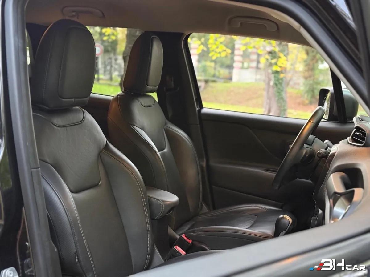 Aperçu indisponible de Jeep Renegade