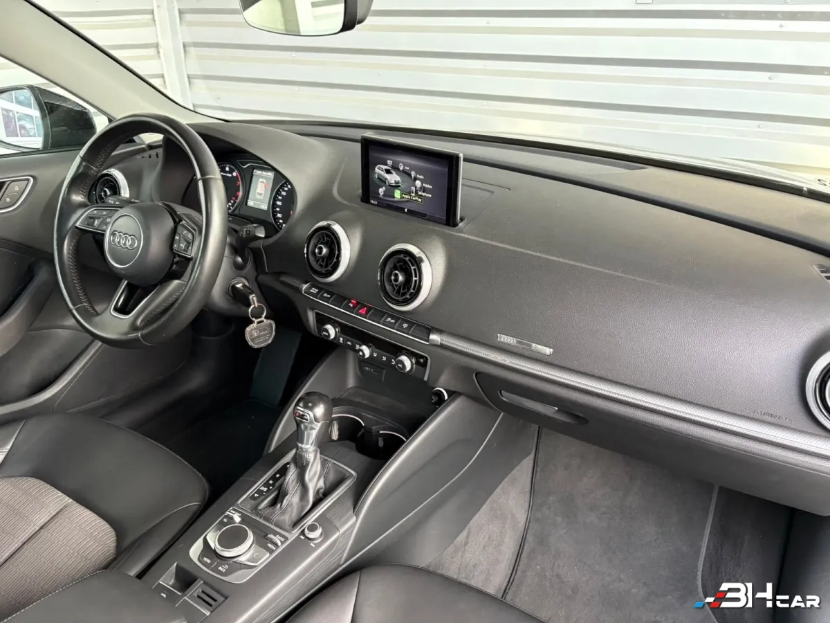 Audi A3 - photo 8