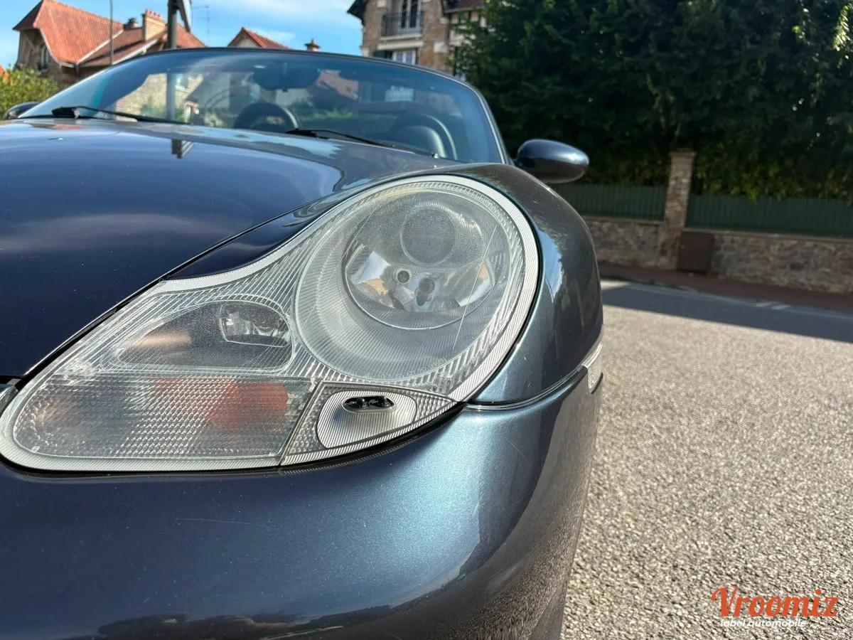 Porsche Boxster 