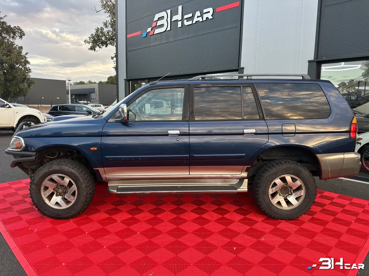 Mitsubishi Pajero Sport - photo 3