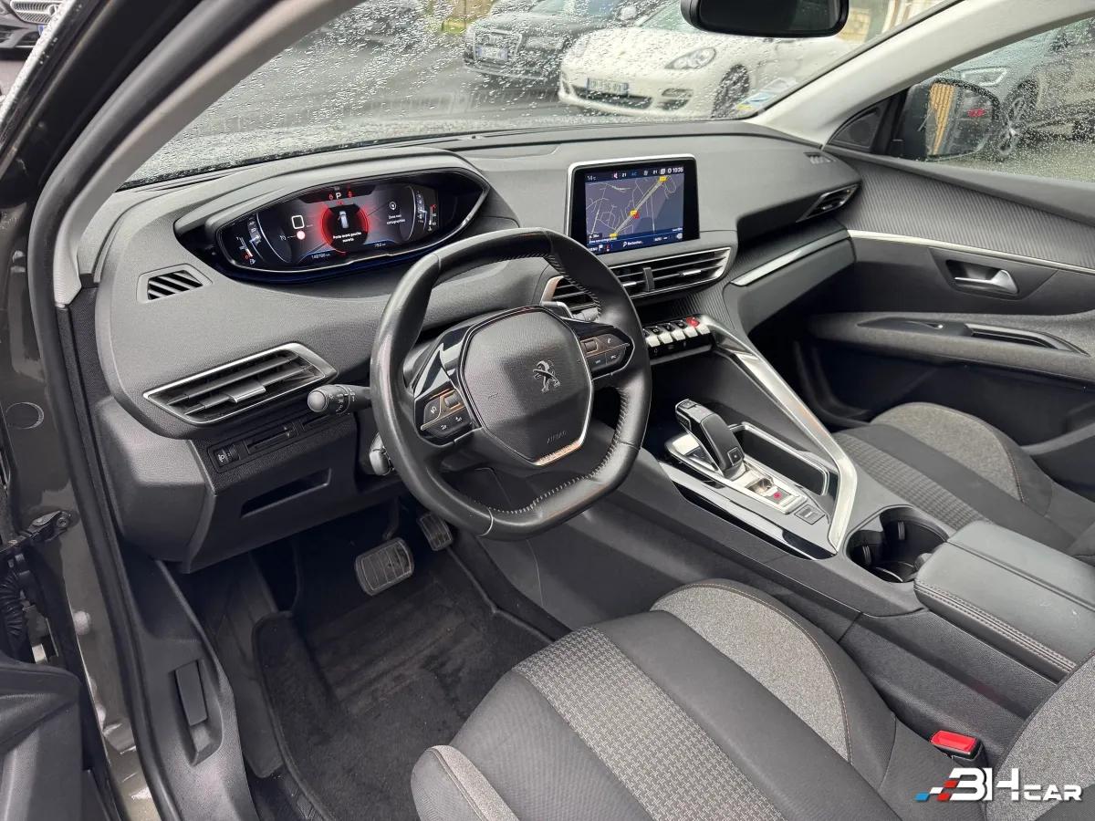 Aperçu indisponible de Peugeot 5008