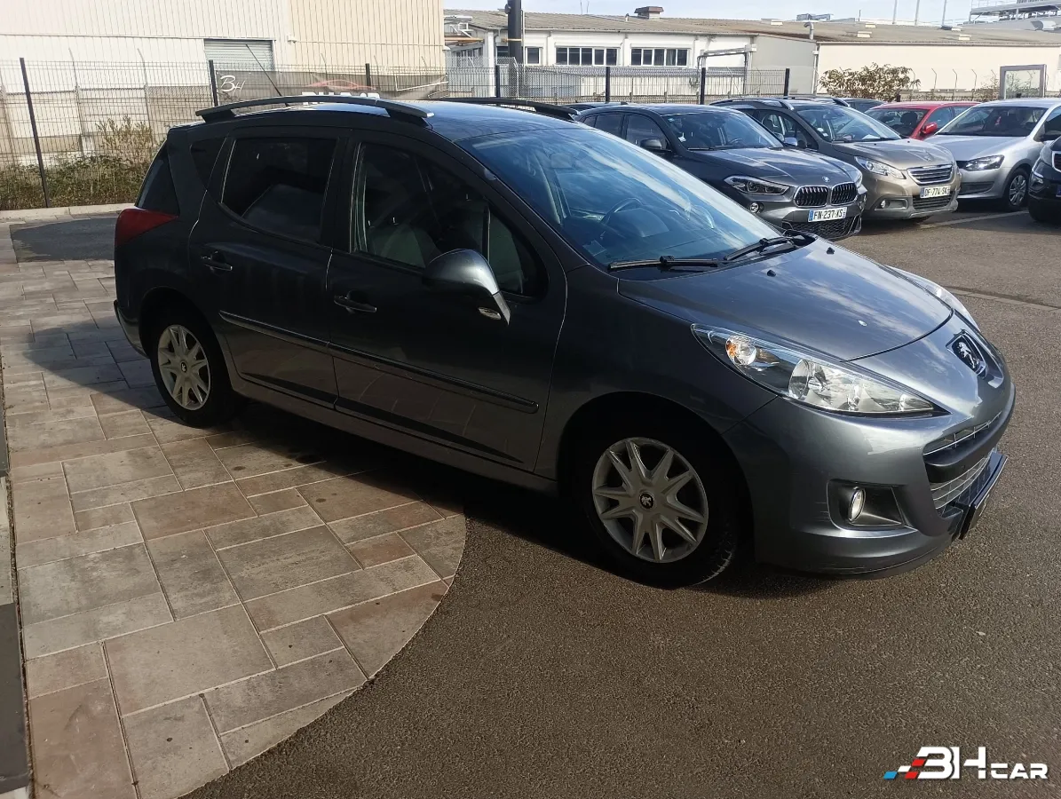 Peugeot 207 - photo 6