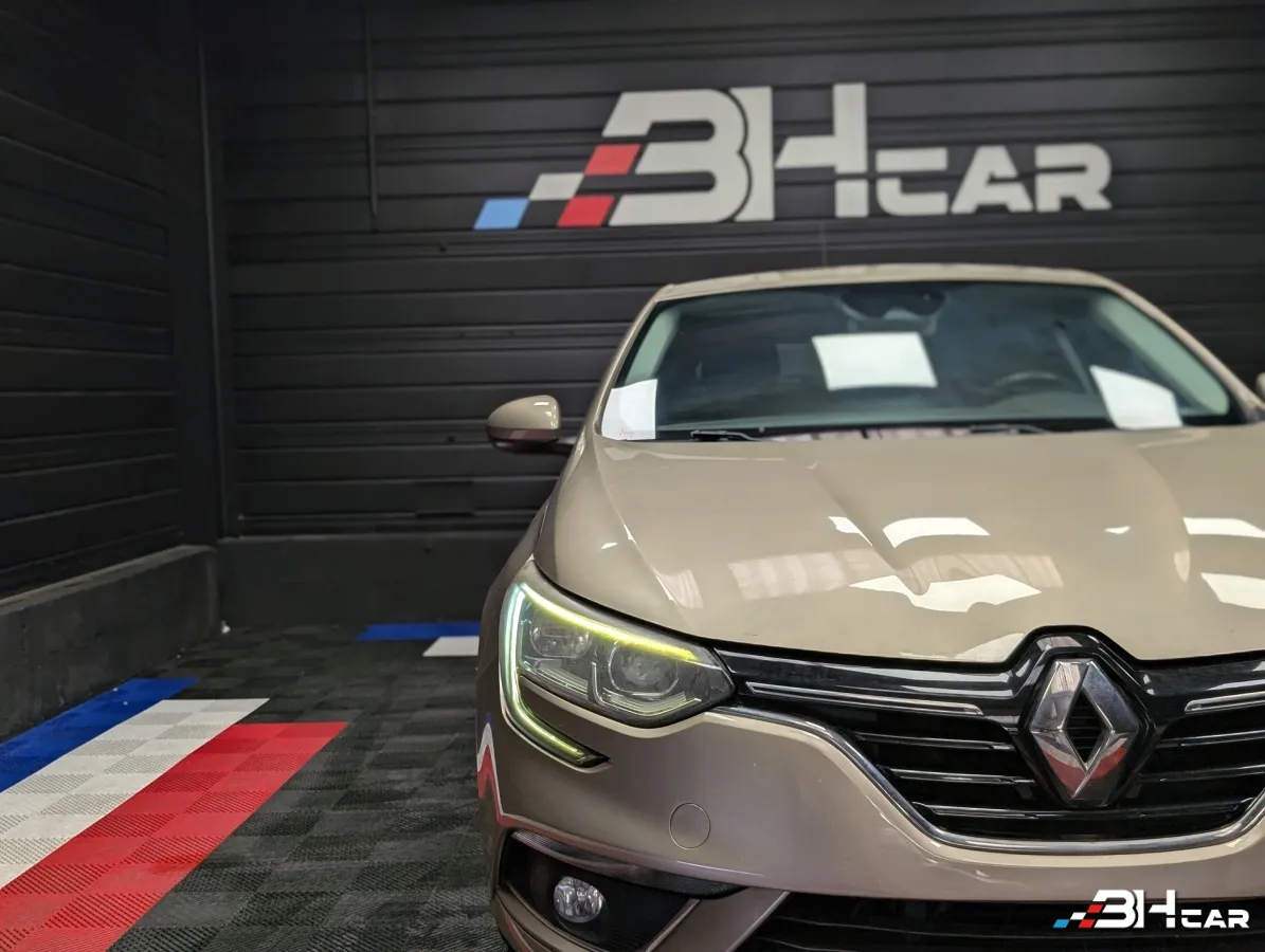 Renault Megane - photo 29
