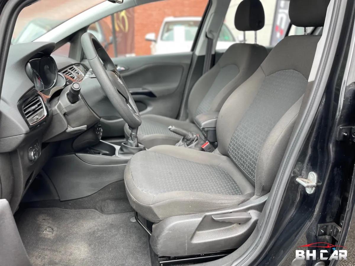 Aperçu indisponible de Opel Corsa