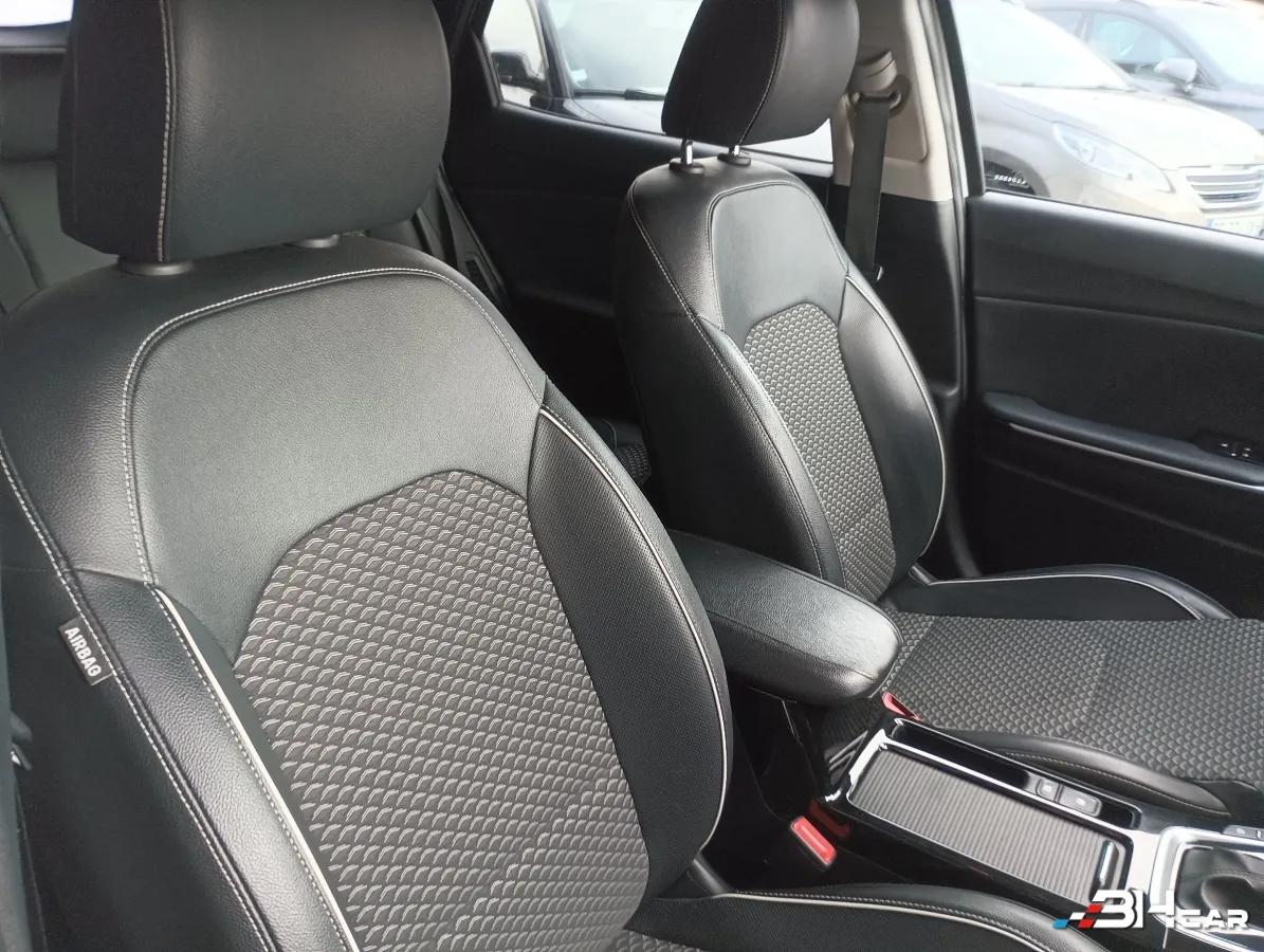 Kia Xceed - photo 20