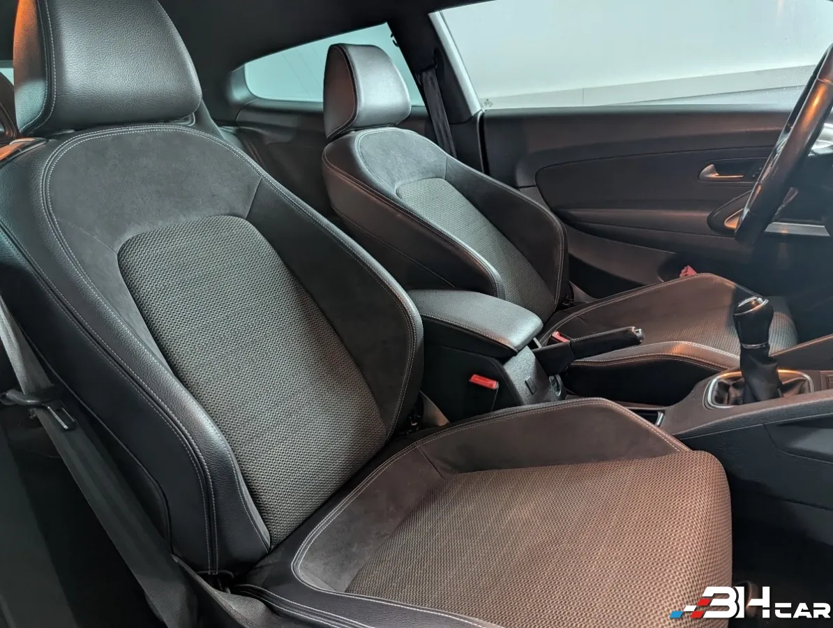 Volkswagen Scirocco - photo 9