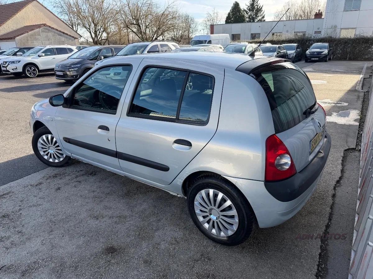 Renault Clio 