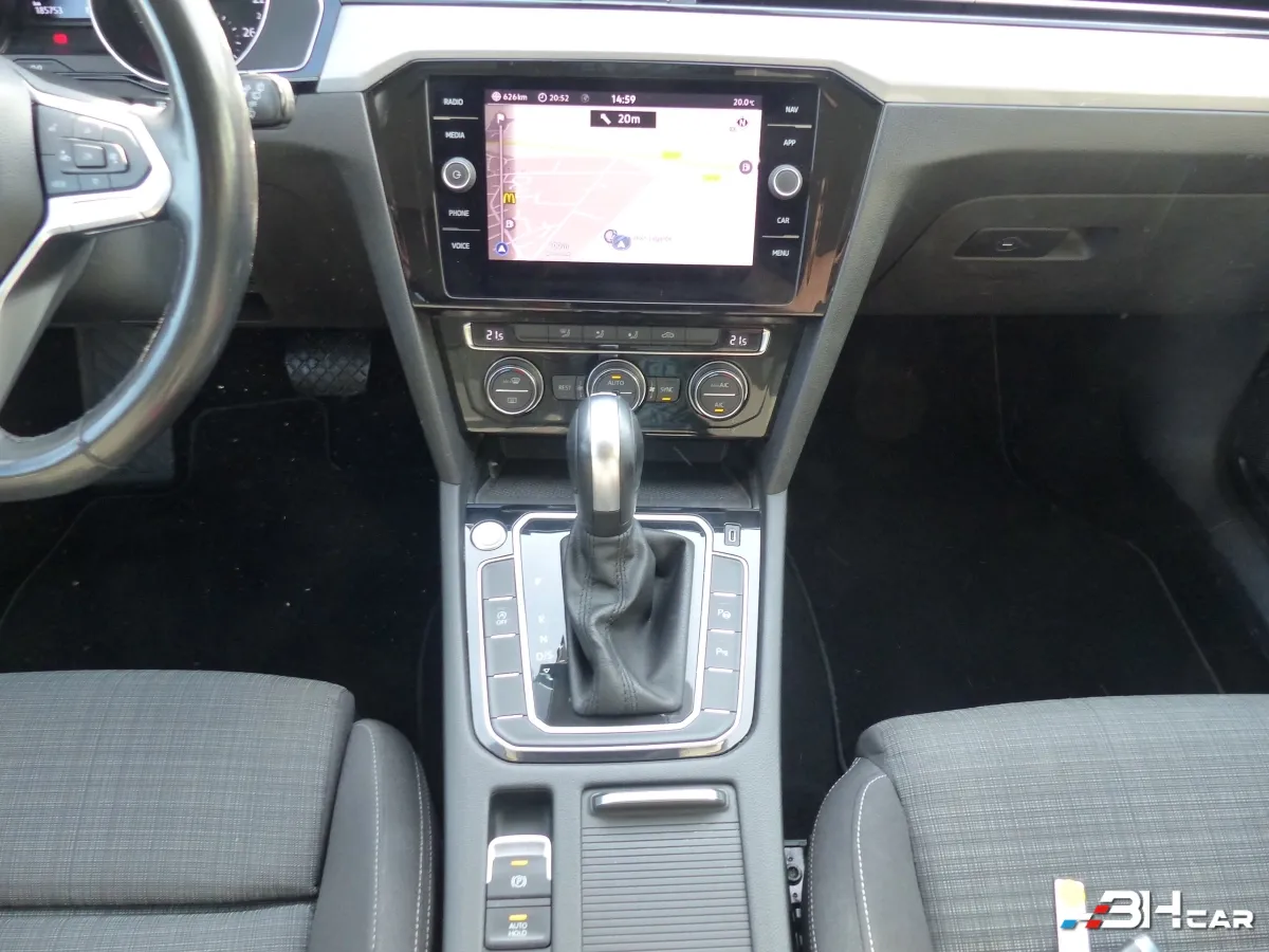 Volkswagen Passat - photo 23