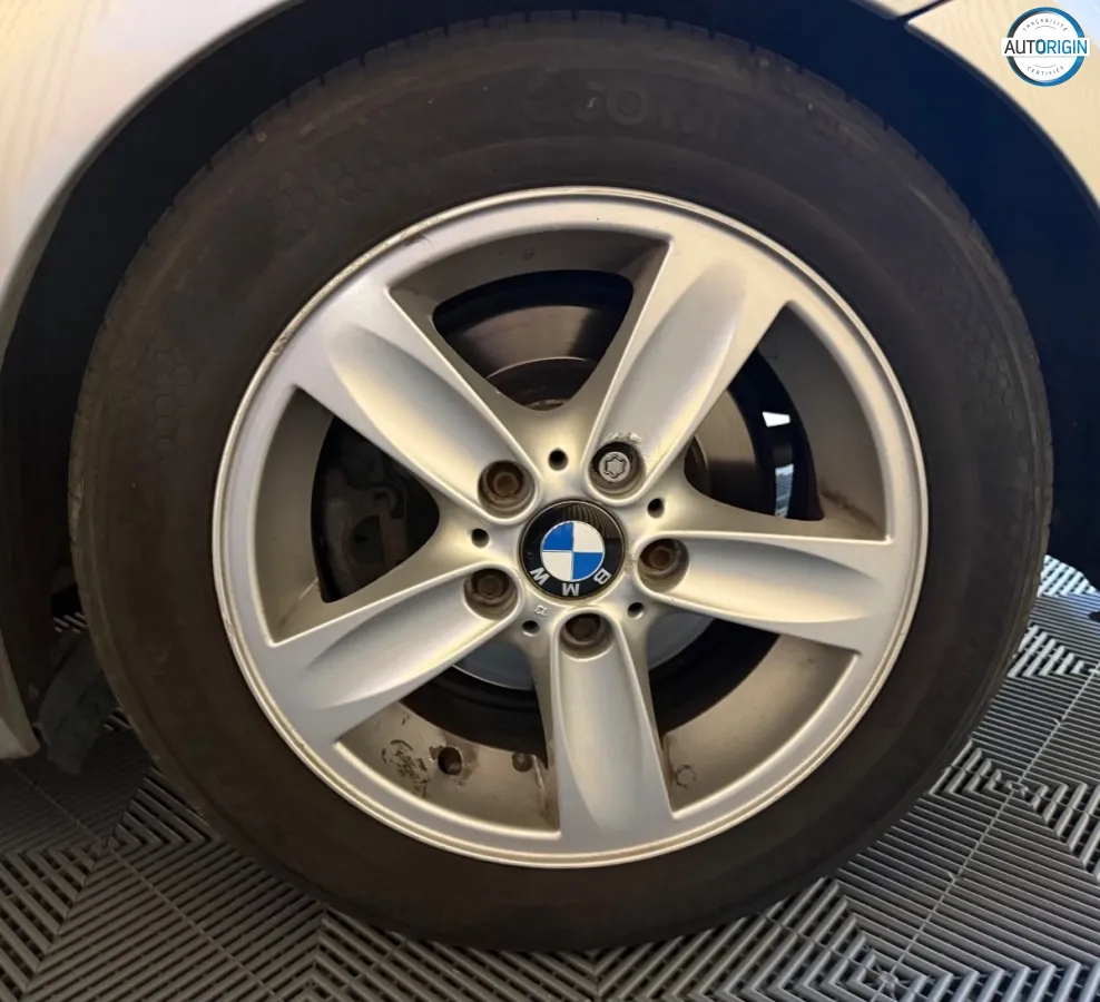 Bmw Serie 1 - photo 22