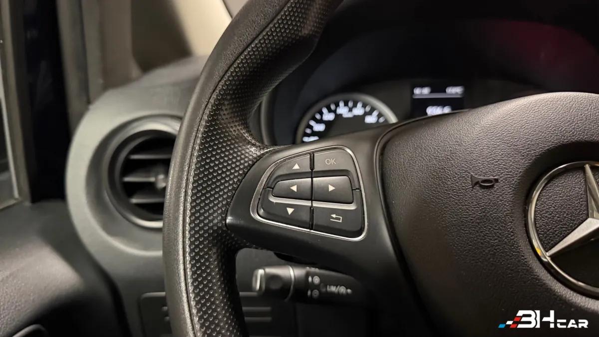 Aperçu indisponible de Mercedes-Benz Vito