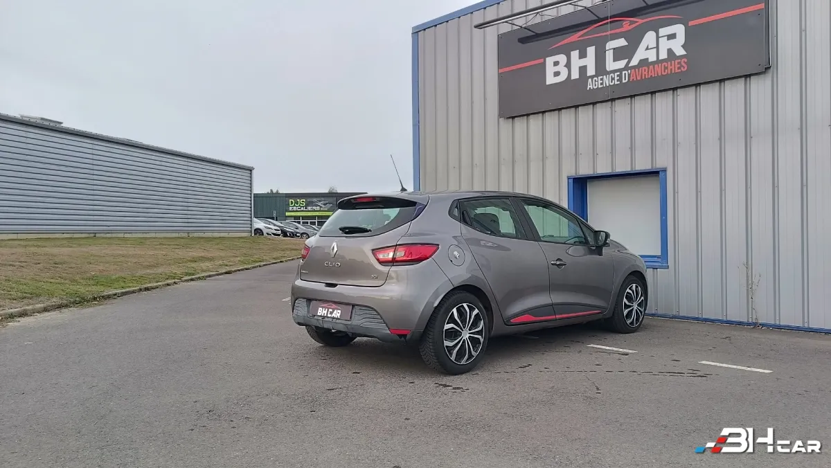 Renault Clio - photo 4