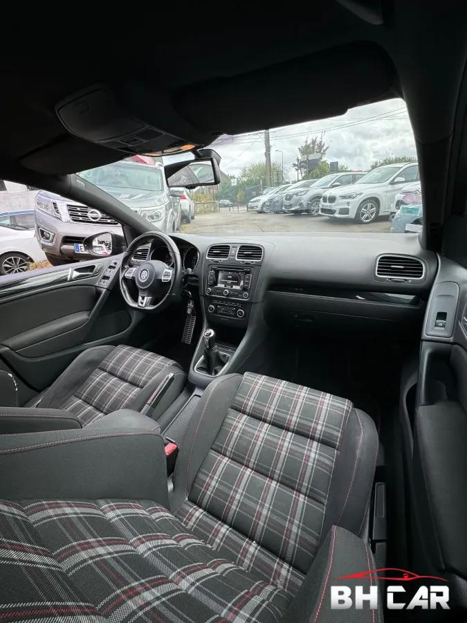 Aperçu indisponible de Volkswagen Golf