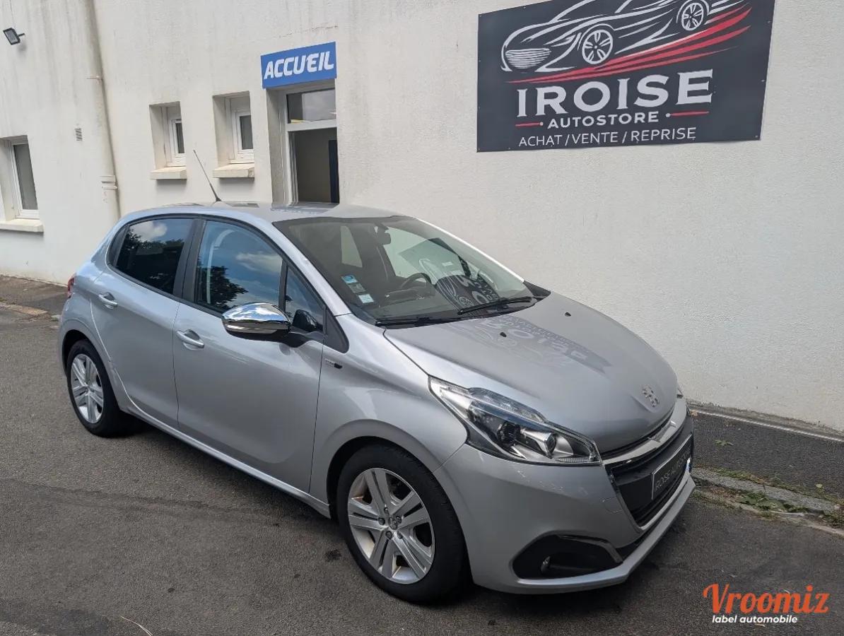 Peugeot 208 GENERATION-I 1.6 BLUEHDI 75 STYLE