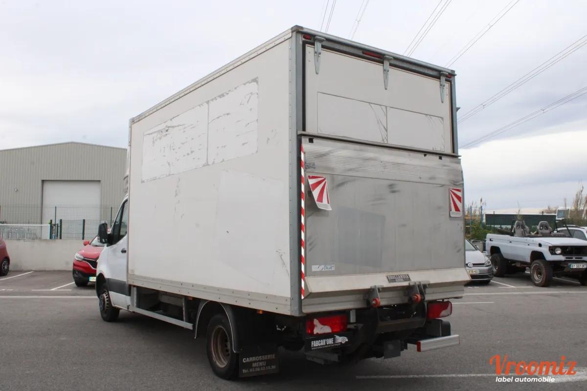 MERCEDES-BENZ SPRINTER 5-t Camion plate-forme hayon / Châssis 514 CDI 143cv - Garantie 12 Mois