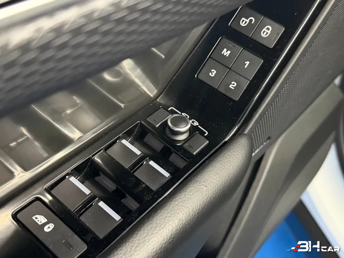 Land Rover Range Rover Velar - photo 38