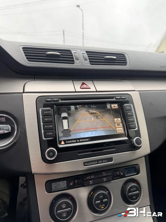 Volkswagen Passat - photo 16