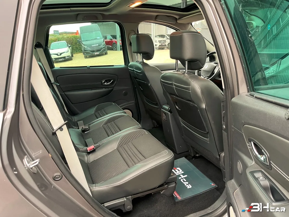 Renault Grand Scenic - photo 15