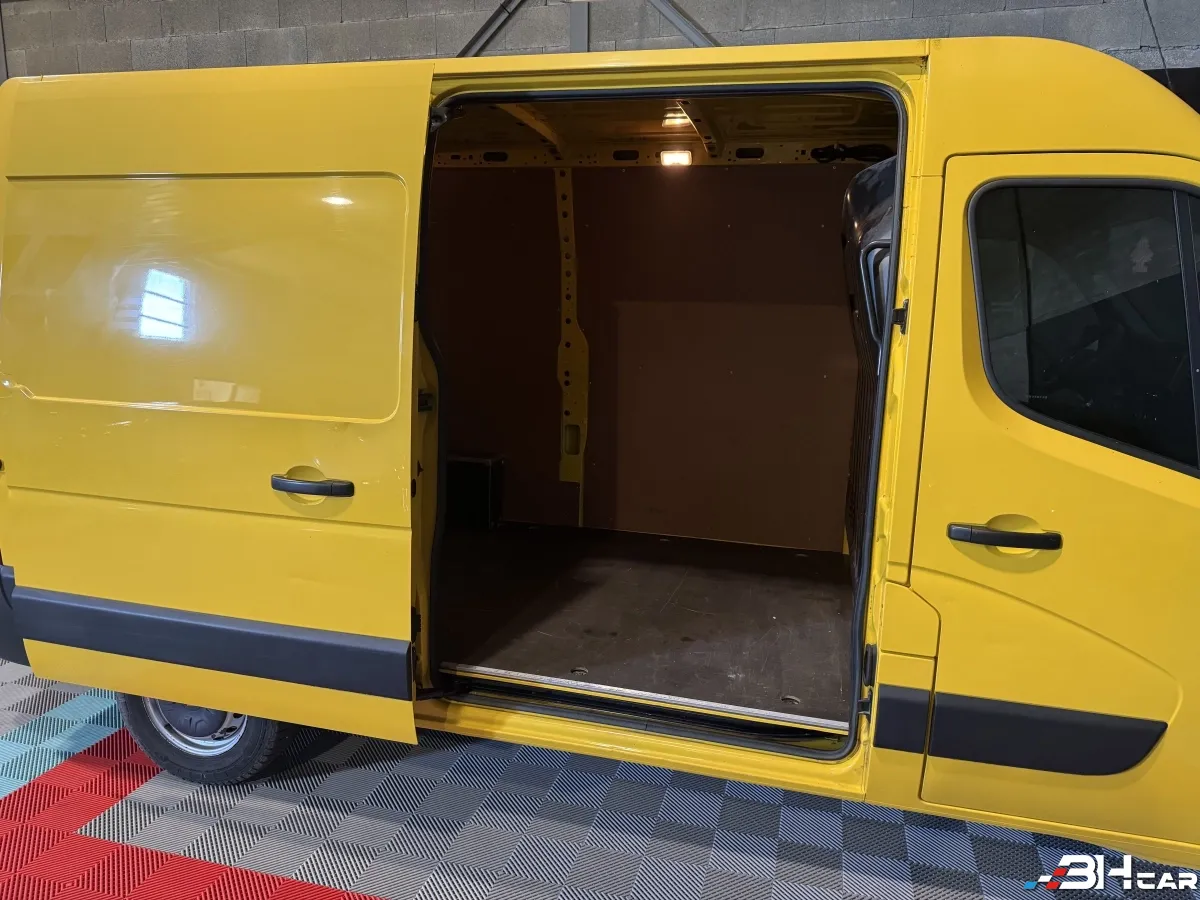 Renault Master Vu - photo 23