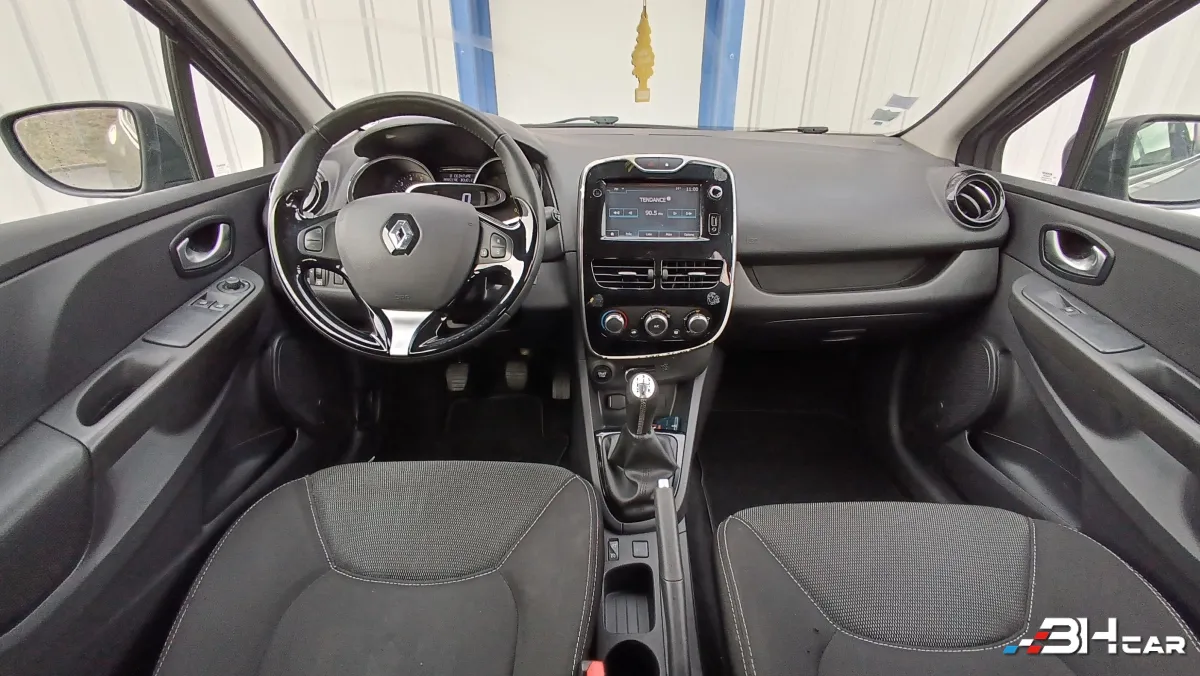 Renault Clio - photo 11