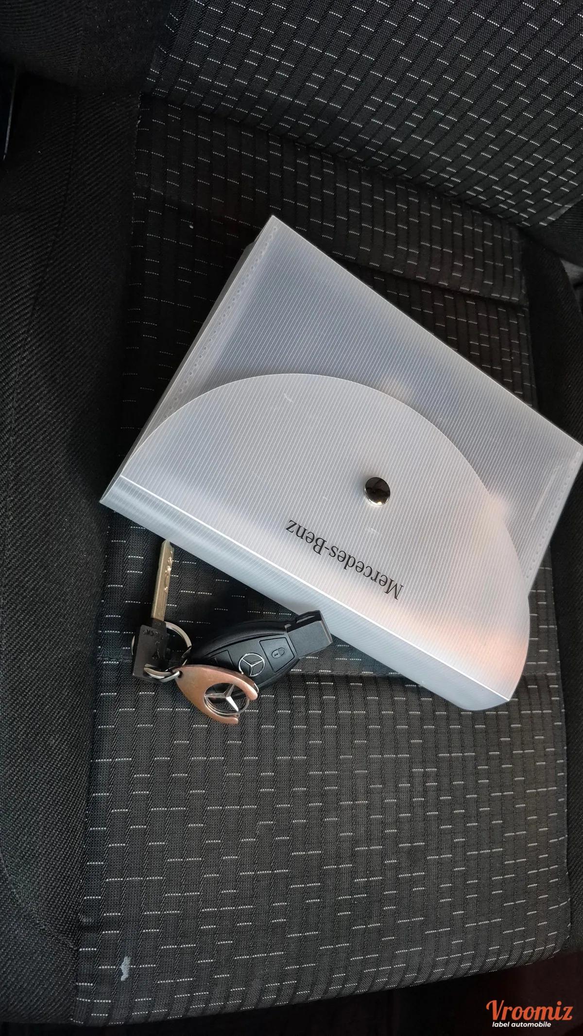 Mercedes Vito 